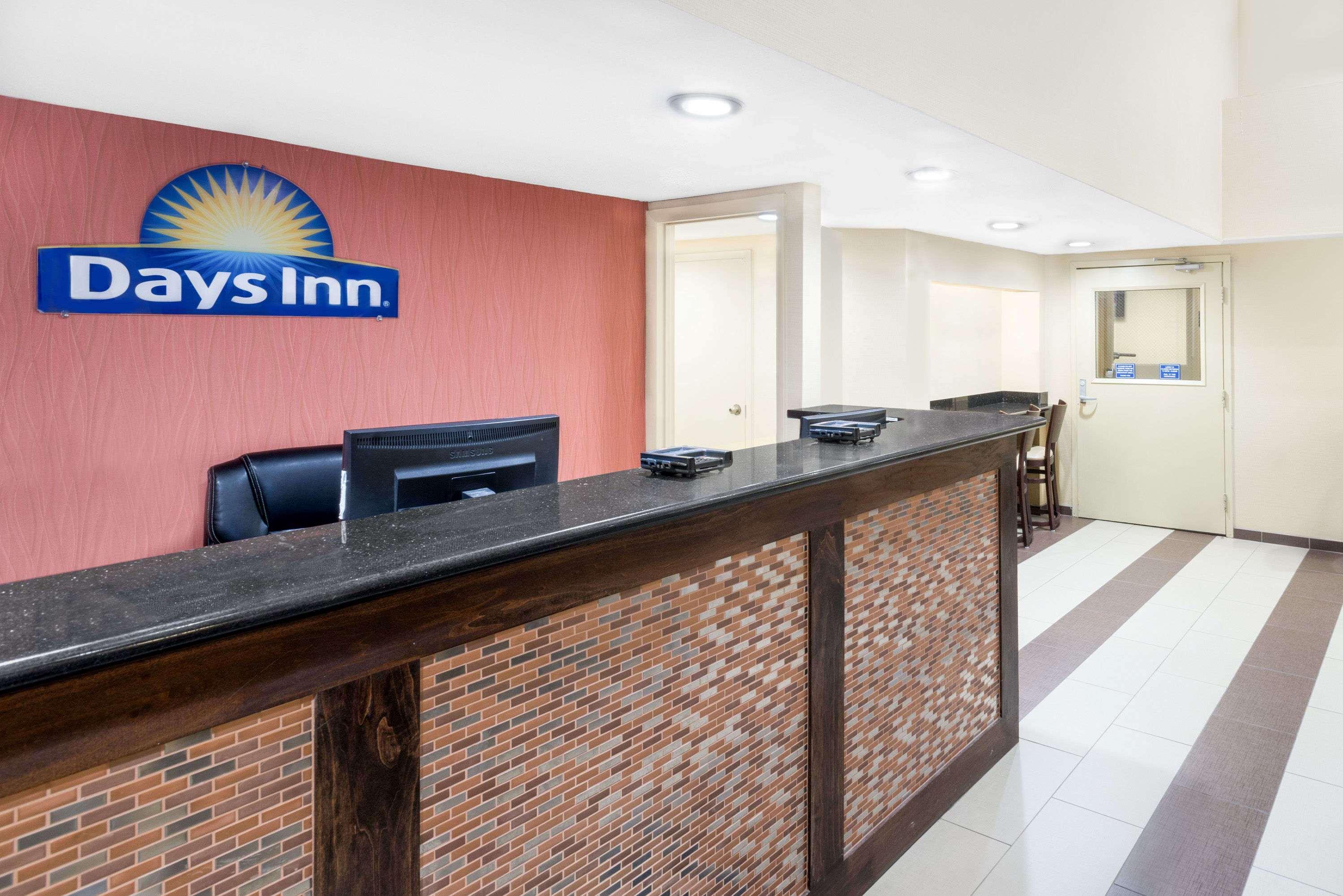 Days Inn By Wyndham Geneva/Finger Lakes Exteriér fotografie